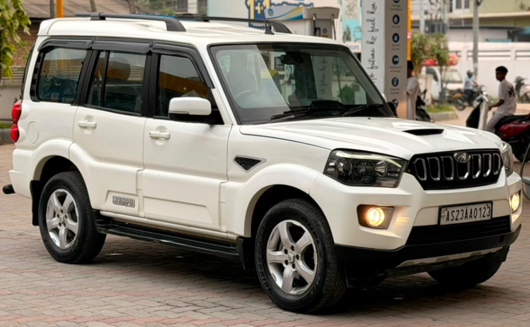 Mahindra Scorpio - Thumbnail 10