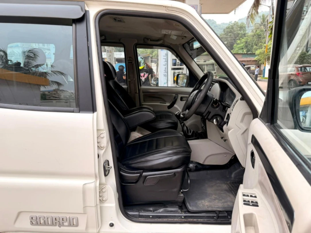 Mahindra Scorpio - Thumbnail 7