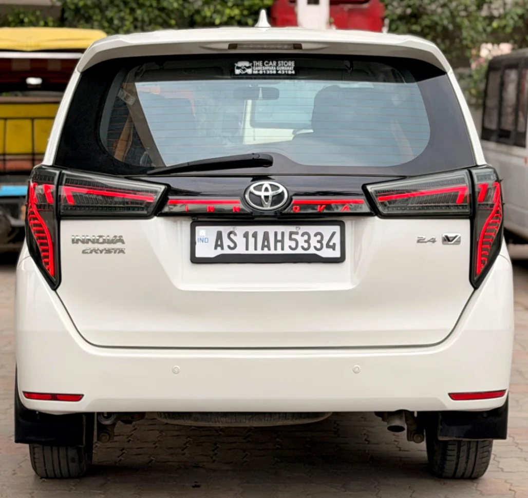 Toyota Innova - Thumbnail 12