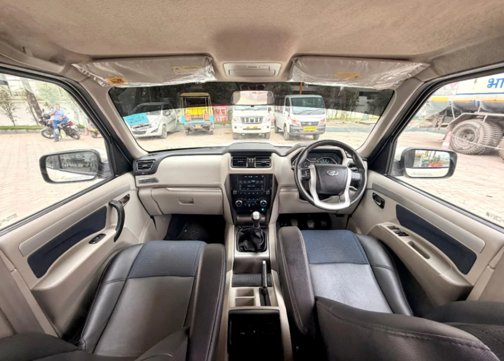 MAHINDRA SCORPIO - Thumbnail 5