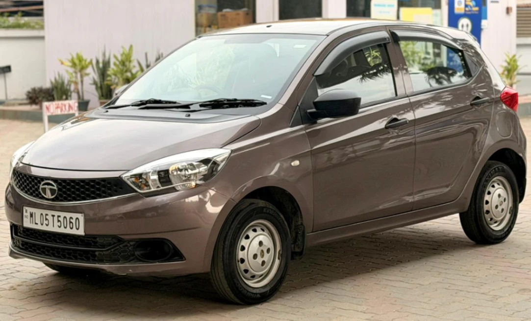 Tata Tiago - Thumbnail 12