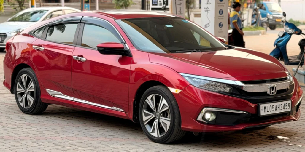 HONDA CIVIC - Thumbnail 3