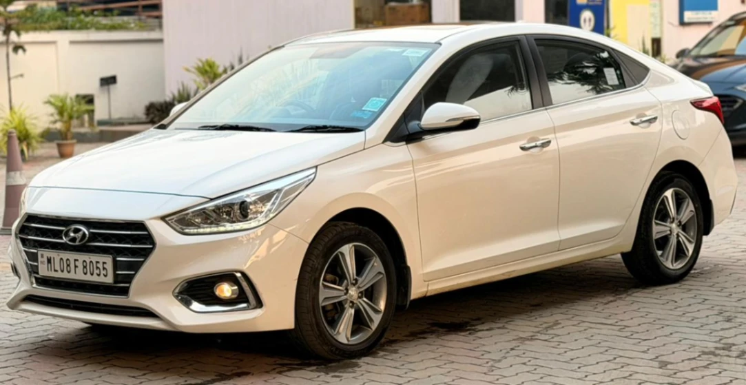 Hyundai Verna - Thumbnail 3