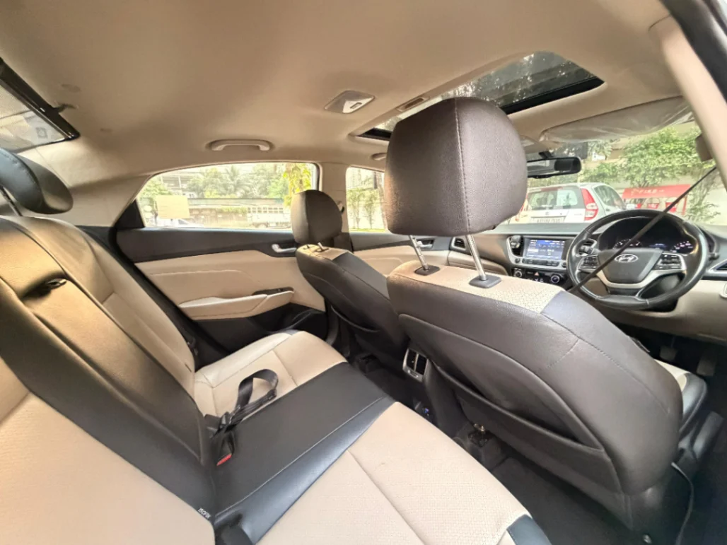 Hyundai Verna - Thumbnail 5