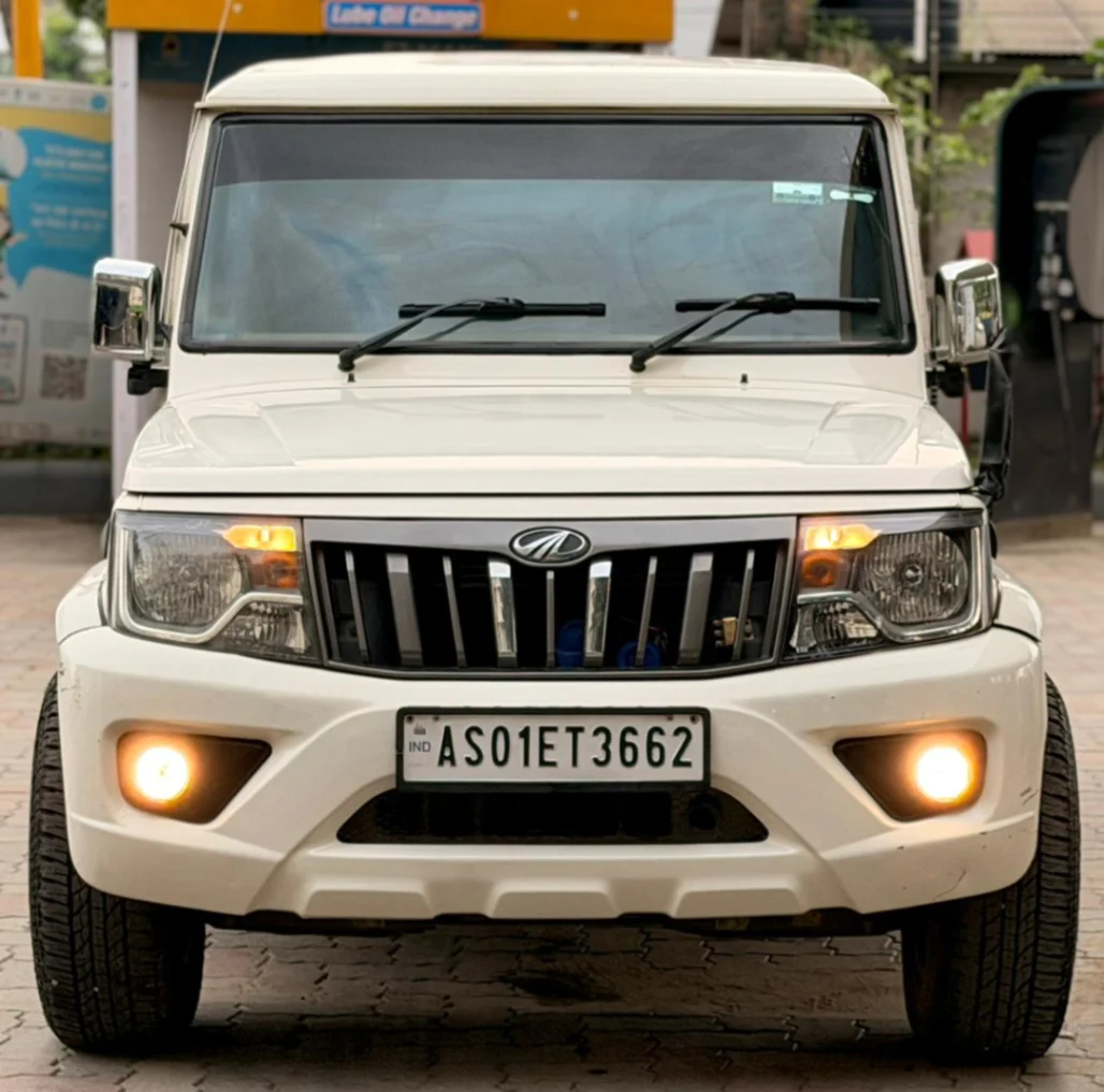 MAHINDRA Bolero