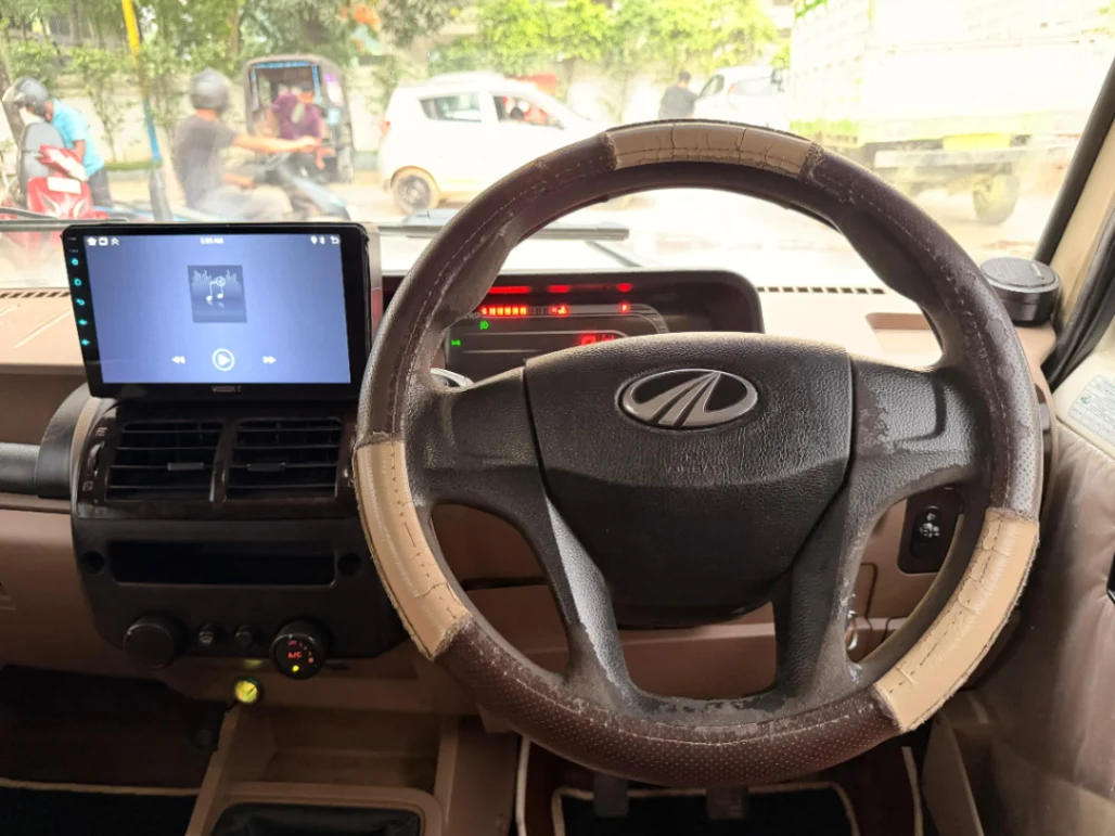 MAHINDRA Bolero - Thumbnail 7