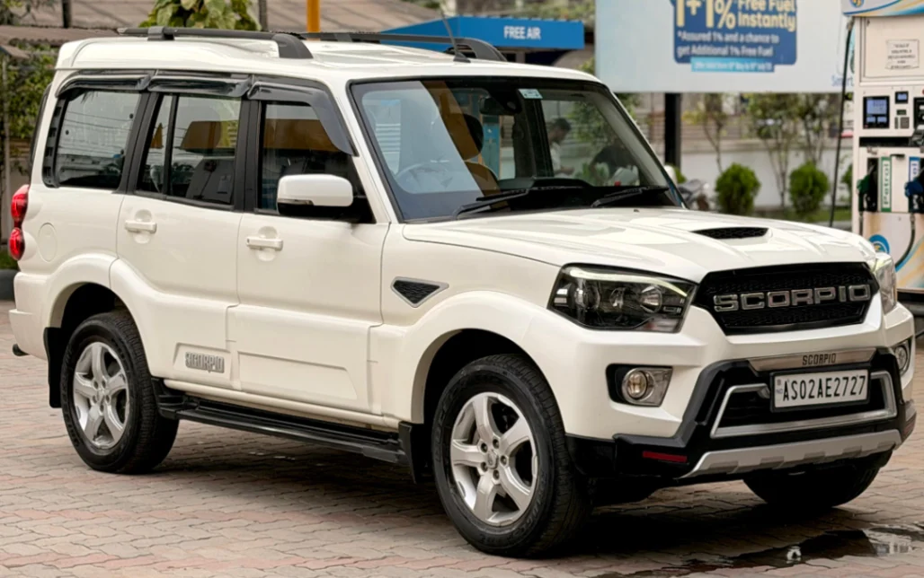 MAHINDRA SCORPIO - Thumbnail 3
