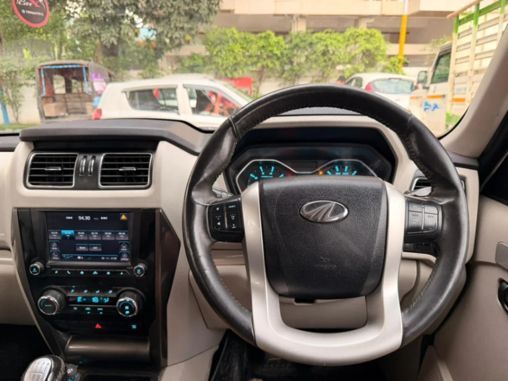 MAHINDRA SCORPIO - Thumbnail 6