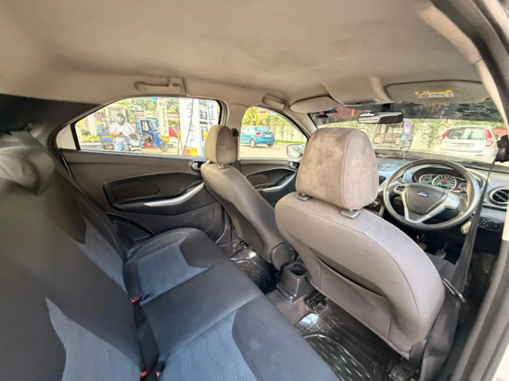 Ford Figo - Thumbnail 4