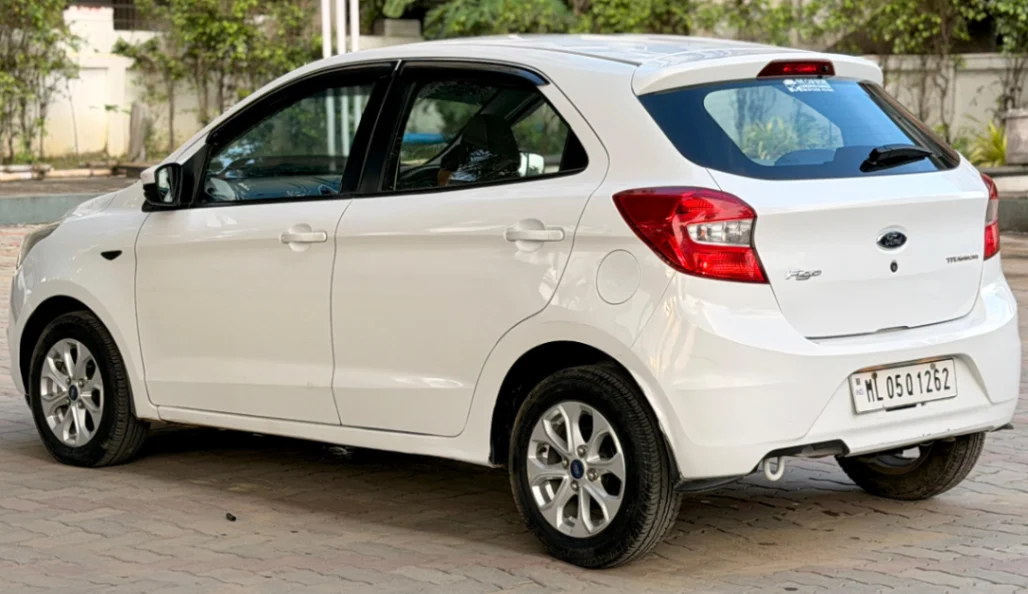 Ford Figo - Thumbnail 10