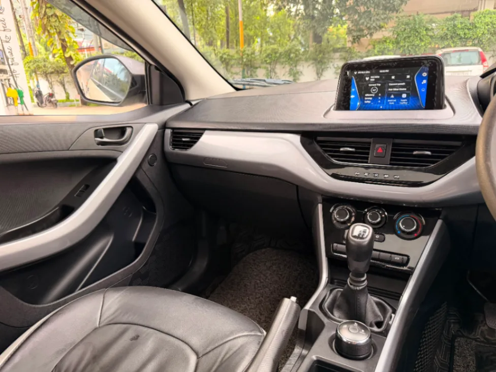 Tata Nexon - Thumbnail 8