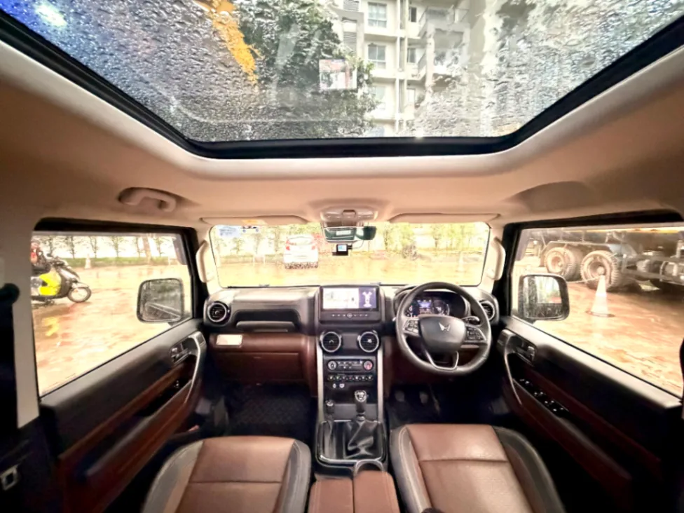 MAHINDRA THAR ROXX - Thumbnail 5
