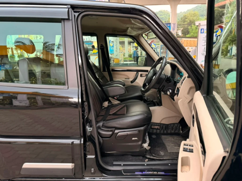 Mahindra Scorpio - Thumbnail 7