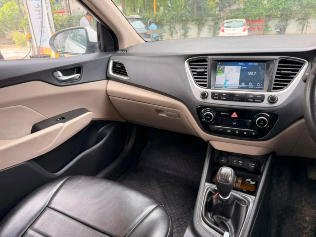Hyundai Verna - Thumbnail 5