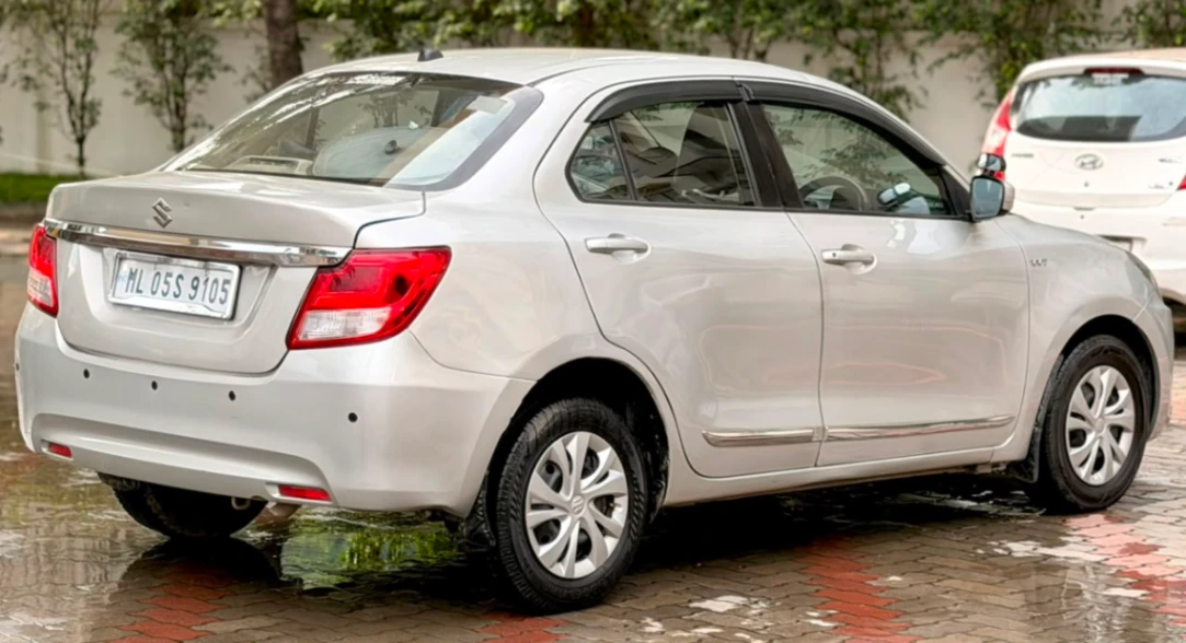Maruti Suzuki Dzire - Thumbnail 9