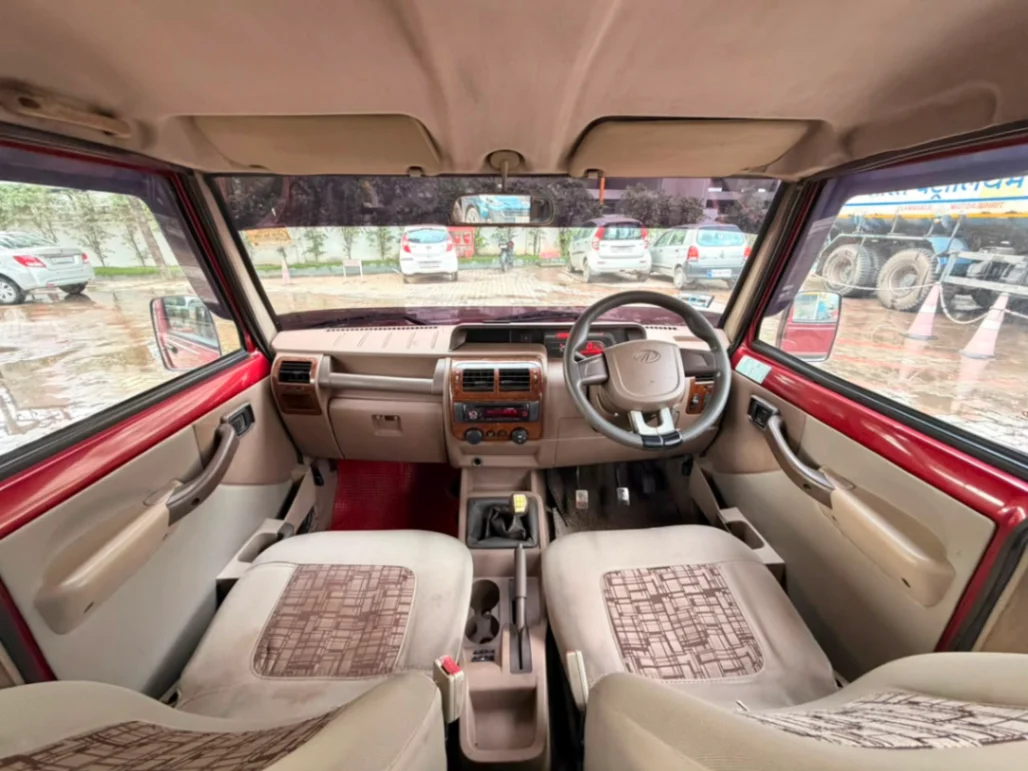 Mahindra Bolero - Thumbnail 8
