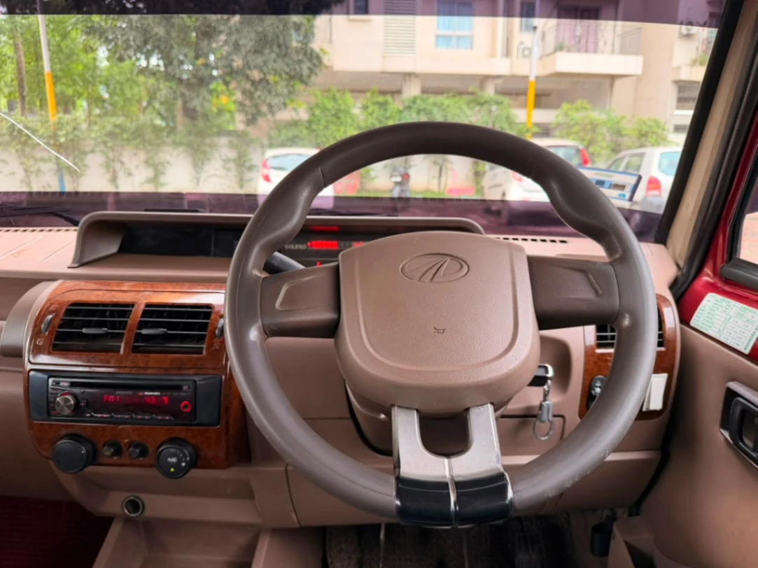 Mahindra Bolero - Thumbnail 12