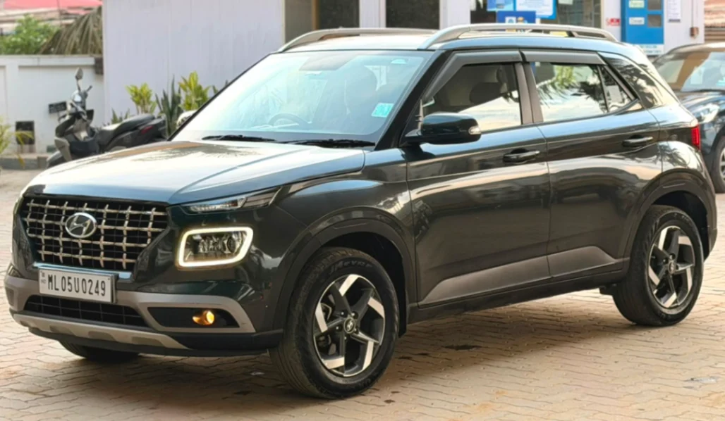 Hyundai Venue - Thumbnail 6