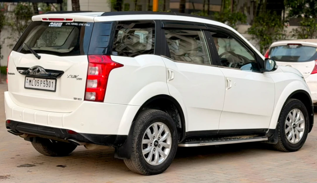Mahindra XUV 500 - Thumbnail 8