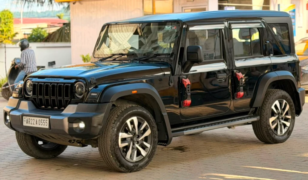 Mahindra THAR ROXX - Thumbnail 7