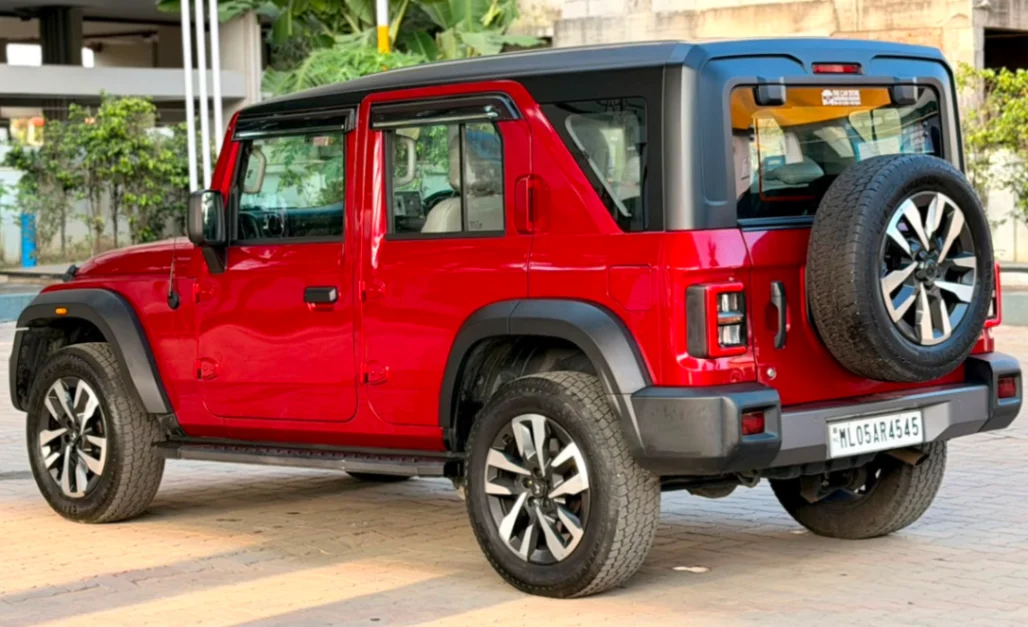 Mahindra THAR ROXX - Thumbnail 9