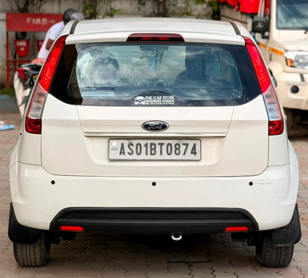 Ford Figo - Thumbnail 6