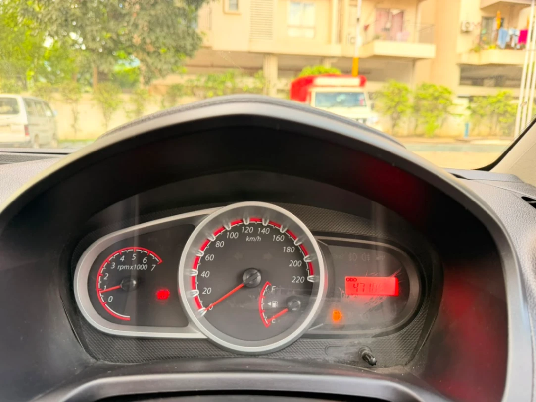 Ford Figo - Thumbnail 10