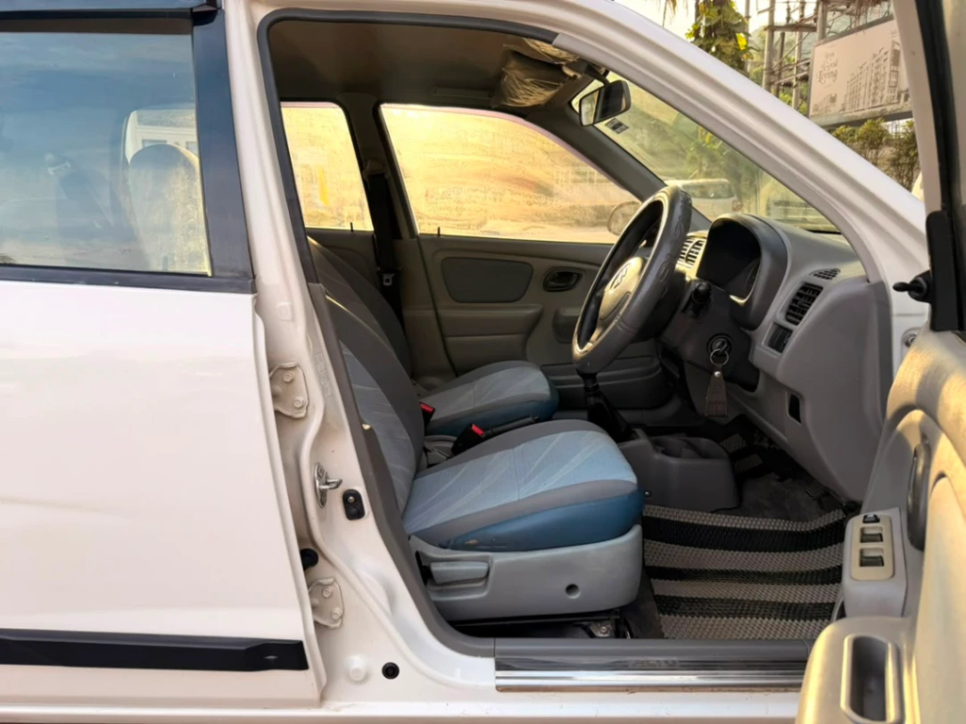 Maruti Suzuki Alto K10 - Thumbnail 2