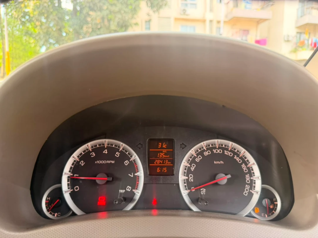 Maruti Suzuki Ertiga - Thumbnail 7