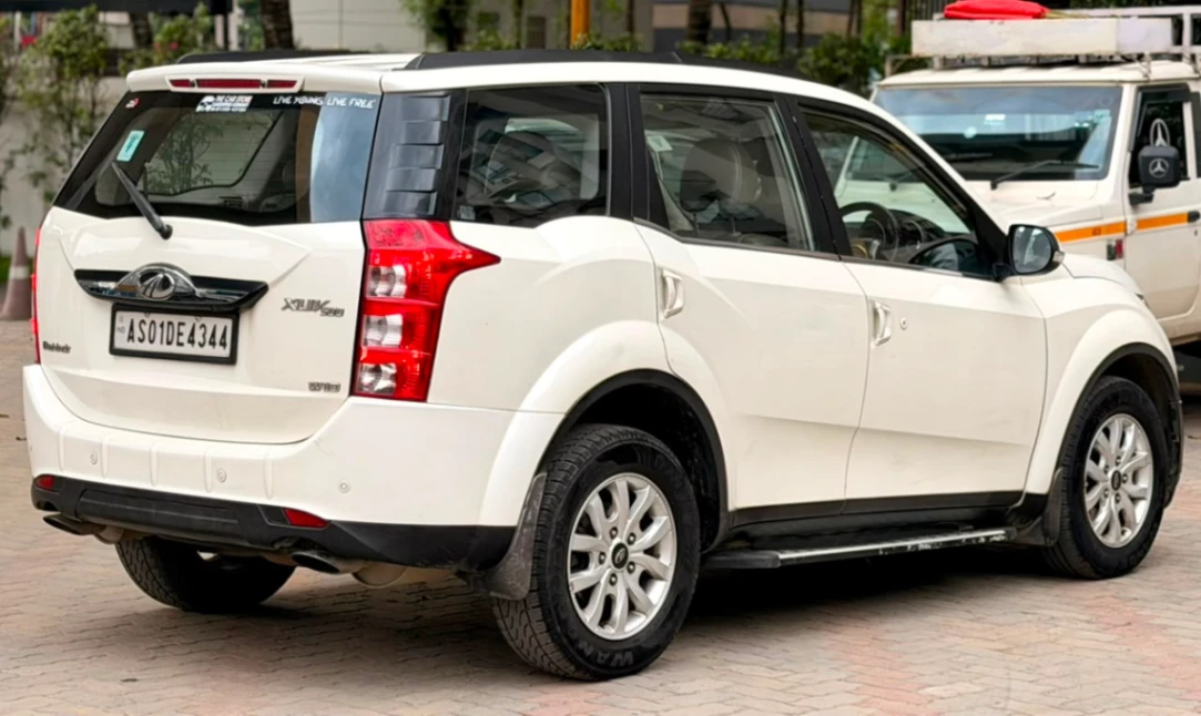 Mahindra XUV 500 - Thumbnail 7