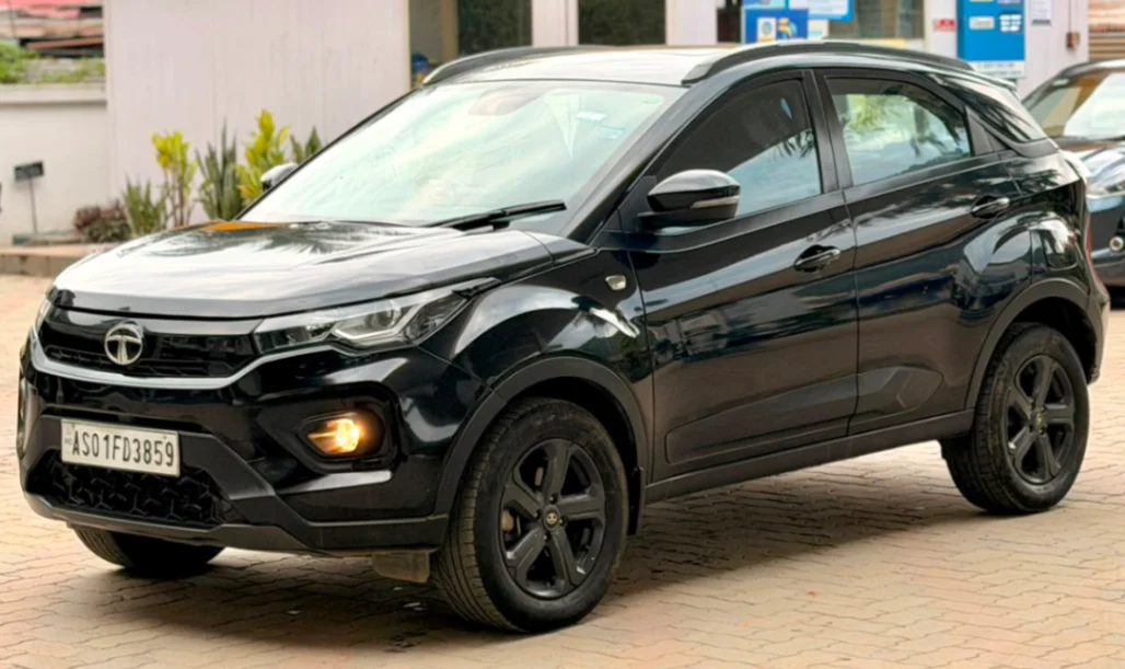 Tata Nexon - Thumbnail 2