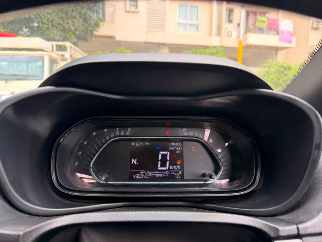 Tata Nexon - Thumbnail 12