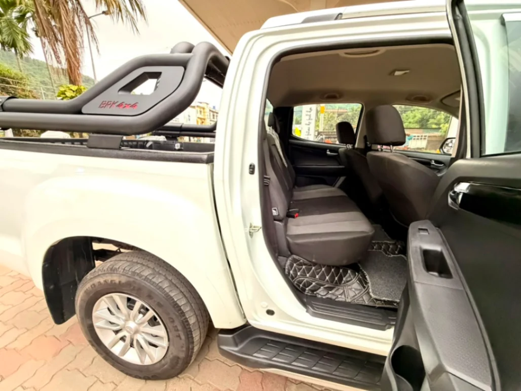 ISUZU S-CAB - Thumbnail 10