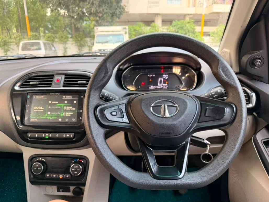Tata Tiago - Thumbnail 12
