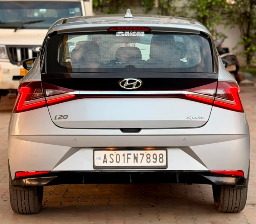 Hyundai i20 - Thumbnail 3