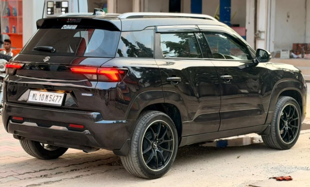 Maruti Suzuki Brezza - Thumbnail 2