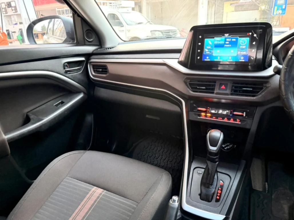 Maruti Suzuki Brezza - Thumbnail 6