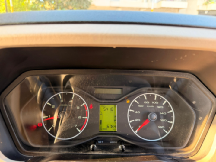 Mahindra Scorpio - Thumbnail 6