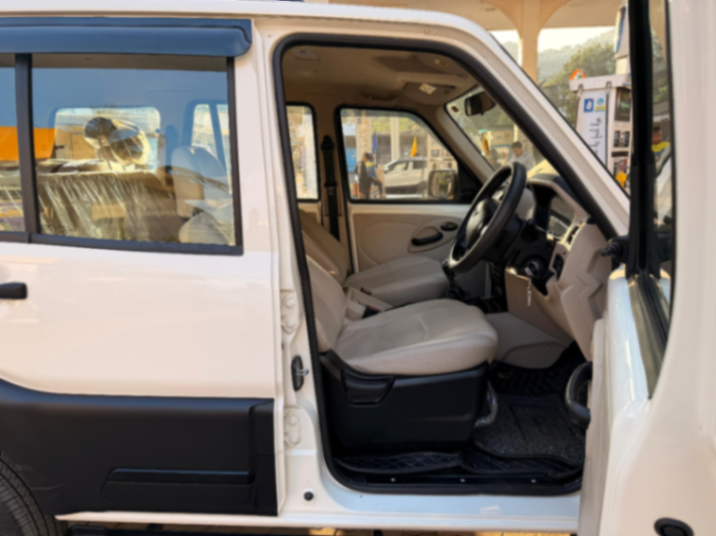 Mahindra Scorpio - Thumbnail 8