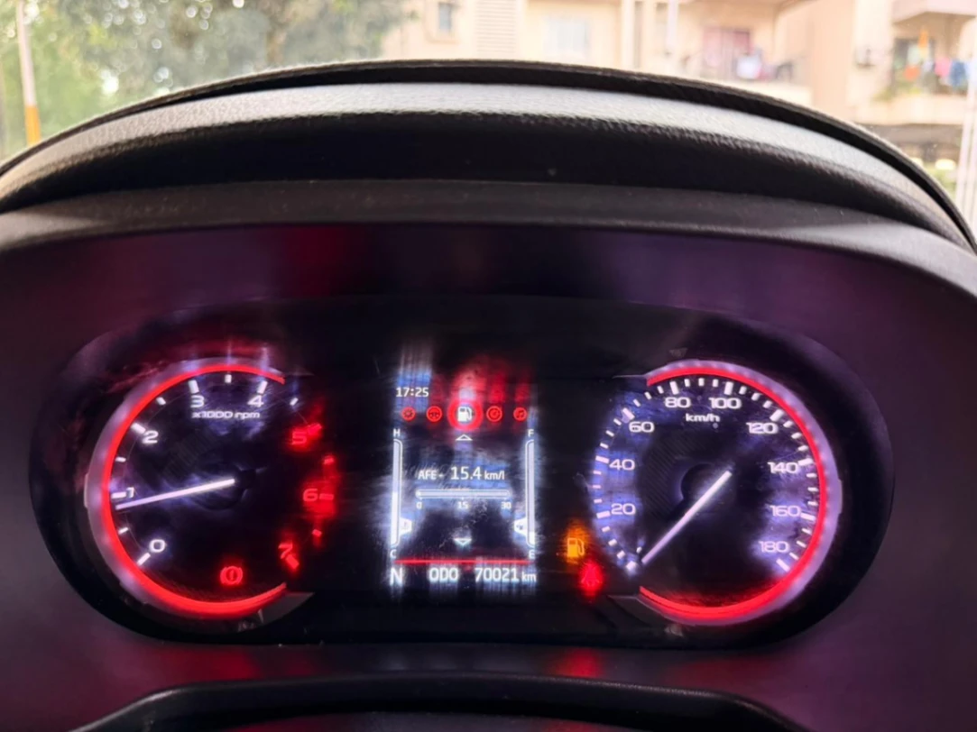 Mahindra Thar - Thumbnail 2