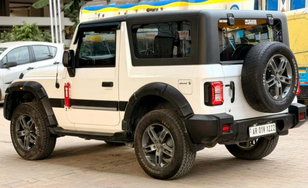 Mahindra Thar - Thumbnail 3