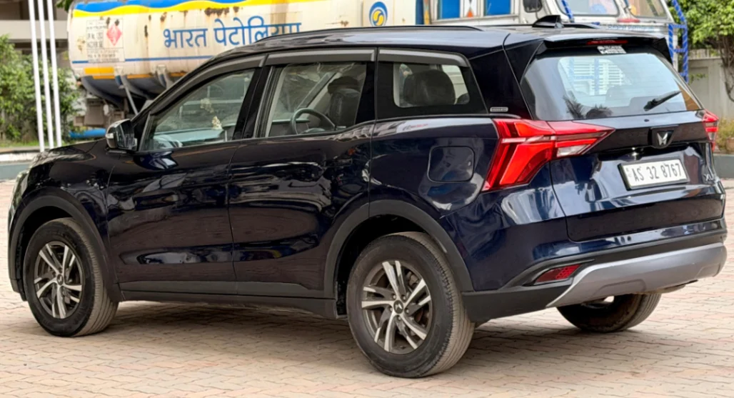 Mahindra XUV 700 - Thumbnail 10