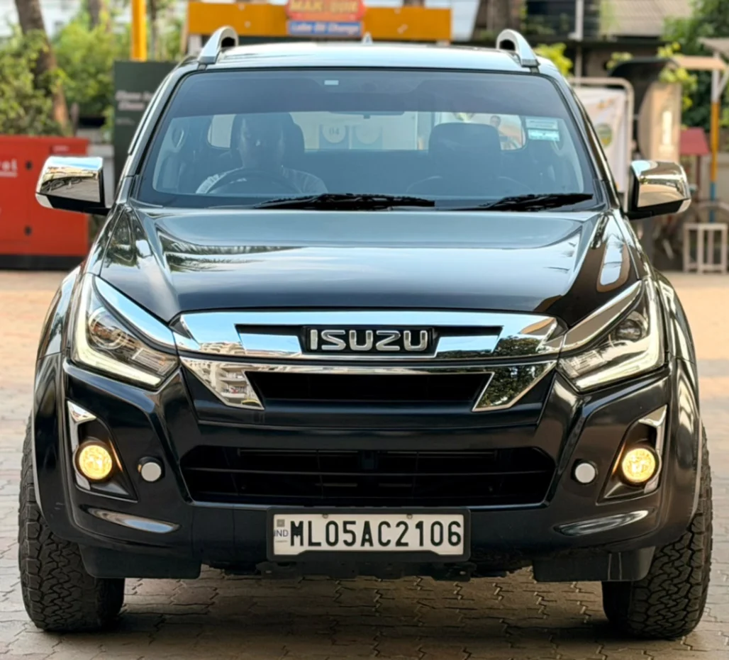 Isuzu S-CAB