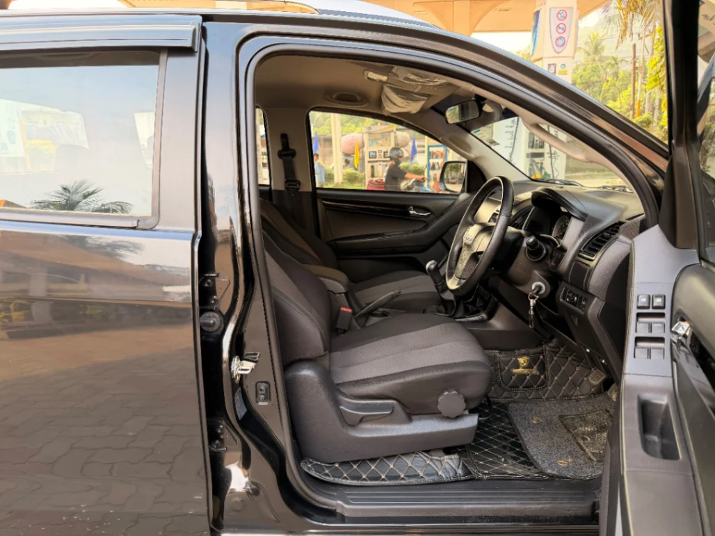 Isuzu S-CAB - Thumbnail 9