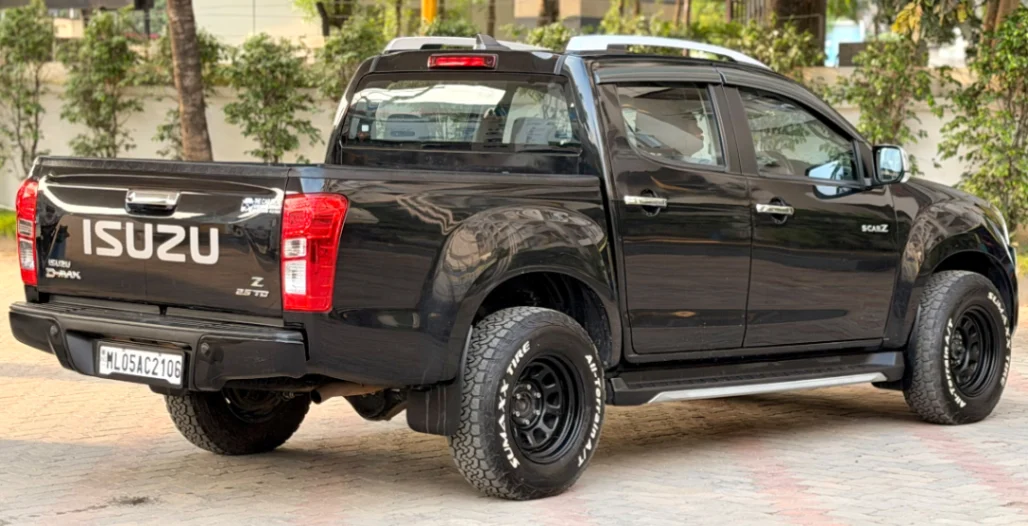 Isuzu S-CAB - Thumbnail 10