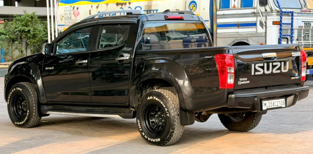 Isuzu S-CAB - Thumbnail 11