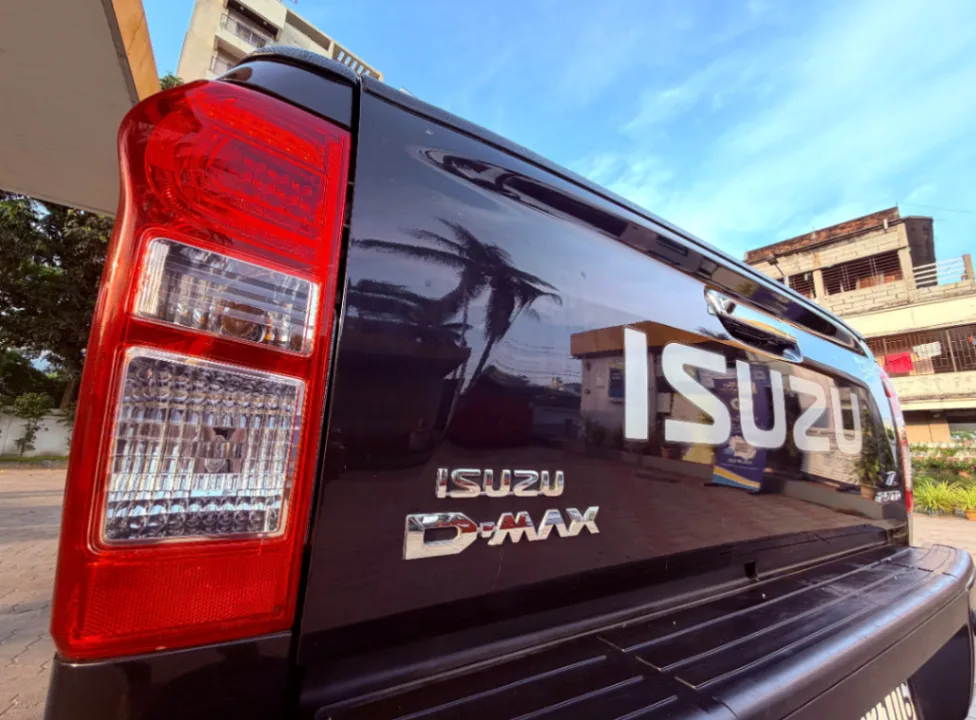Isuzu S-CAB - Thumbnail 12