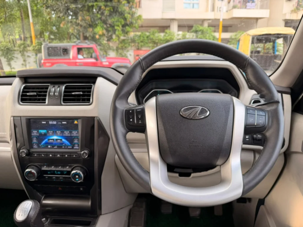 Mahindra SCORPIO - Thumbnail 7