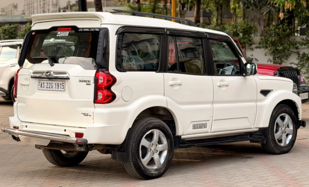 Mahindra SCORPIO - Thumbnail 12