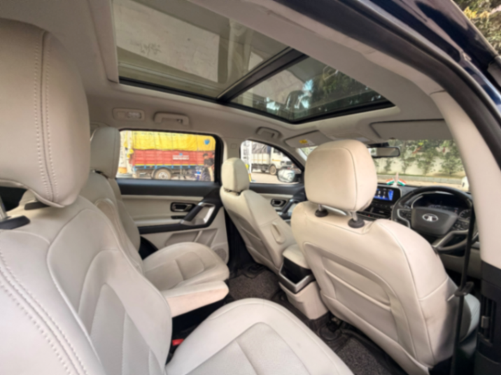 Tata Safari - Thumbnail 4